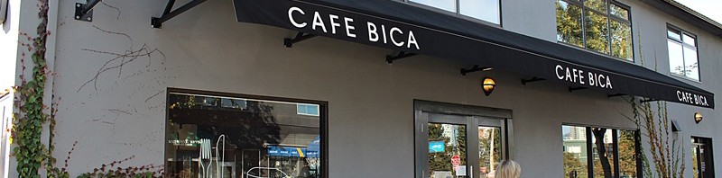 {溫哥華咖啡館} 綠蔓攀爬的Cafe Bica (已歇業)