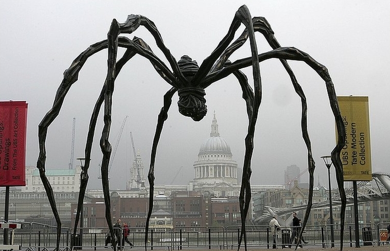 倫敦Tate Modern (照片取自網路)